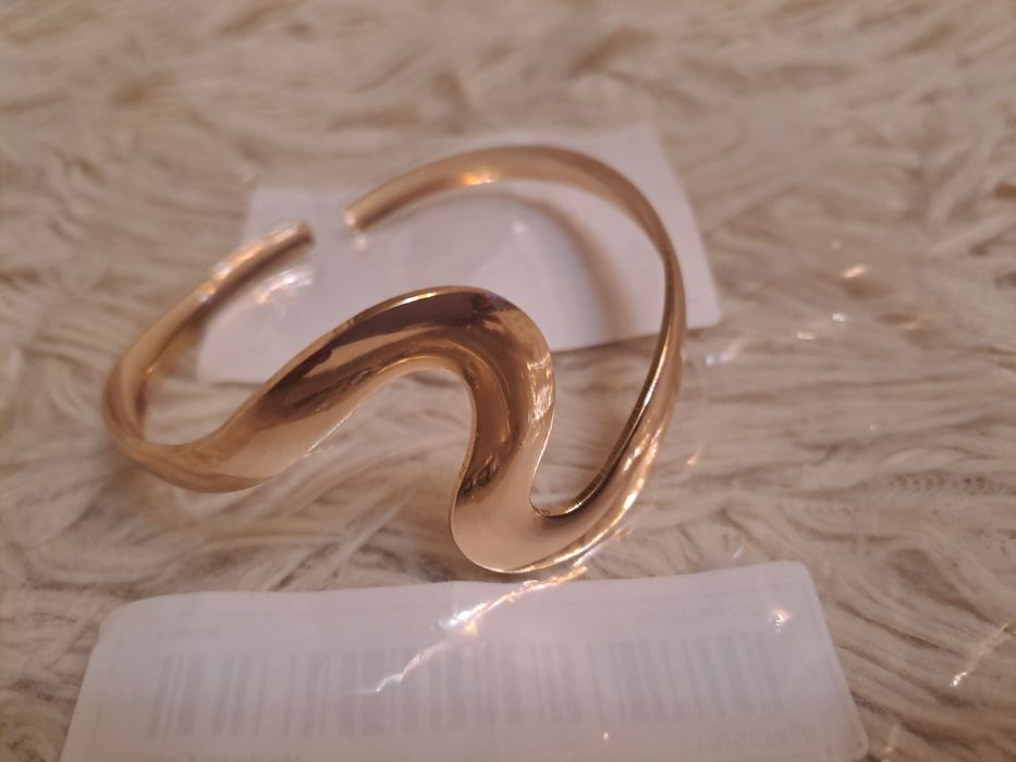 Стильный дизайн Браслет