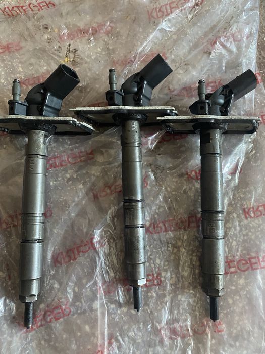 Vand injectoare motor Audi 3.0 CCWA 240cp