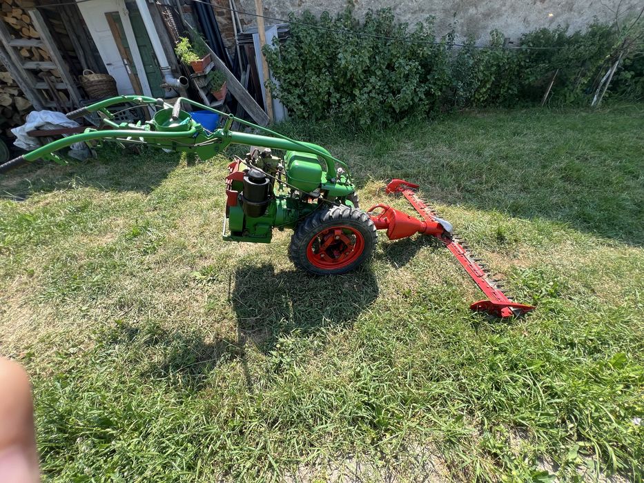 Motocultor/motocositoare cu remorcă