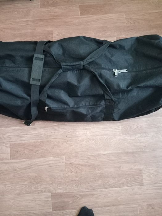 Продаётся. Спортивная сумка.