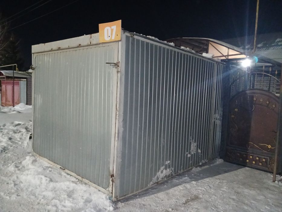 Продам континер,готовый гараж