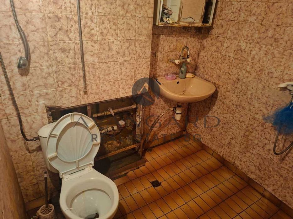 Продава се Двустаен апартамент в Пловдив, Кючук Париж - 60 кв.м за 935 €/кв.м - Снимка #7