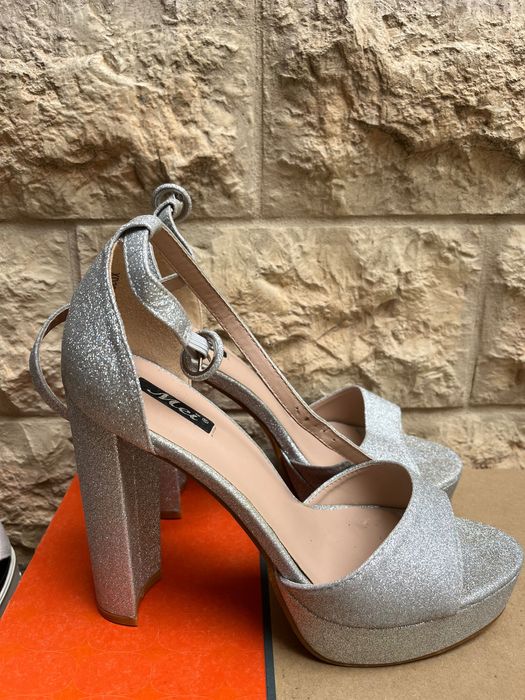 Дамски токчета различни модели