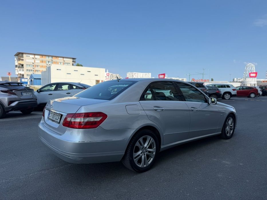 MERCEDES-BENZ E-Class 2009 — imagine 3