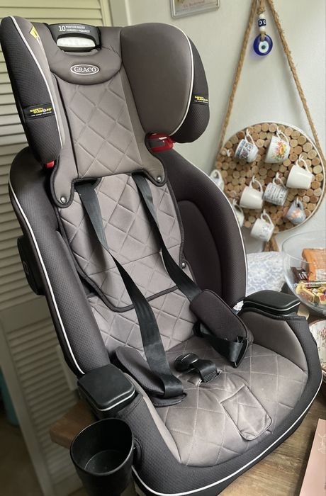 Scaun auto Graco ,potrivit pentru 0-12 ani !