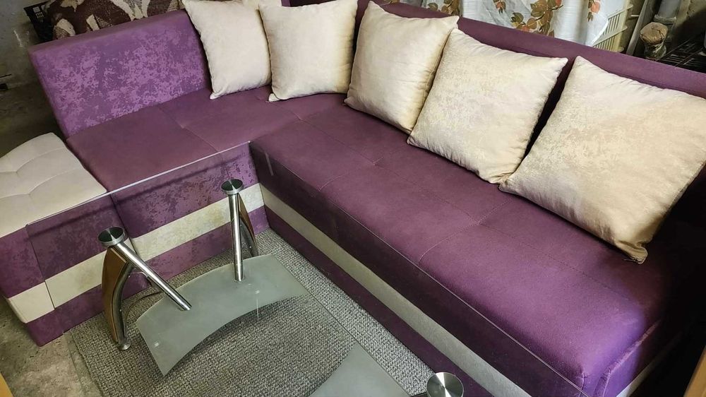 Диван и кухненски ъгъл