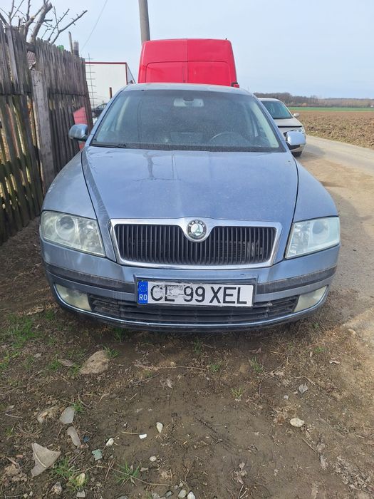 Dezmembrez Skoda Octavia 2 1.9 tdi xenon