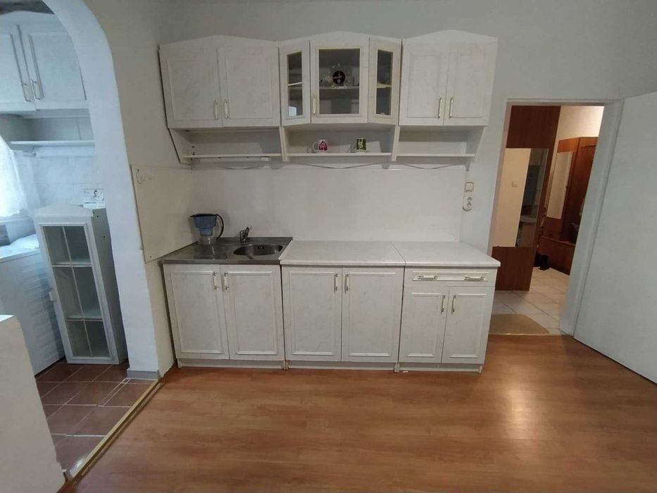 Дава се под наем Тристаен апартамент в София, Младост 1А - 65 кв.м за 650 € - Снимка #1