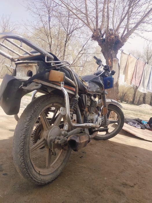 Жаркент маңындағы ауыл Бөрібай би