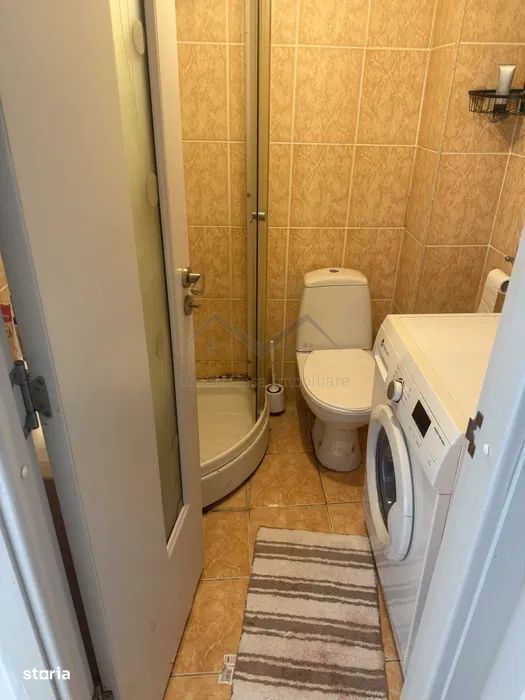Garsoniera Alexandru in bloc de apartamente