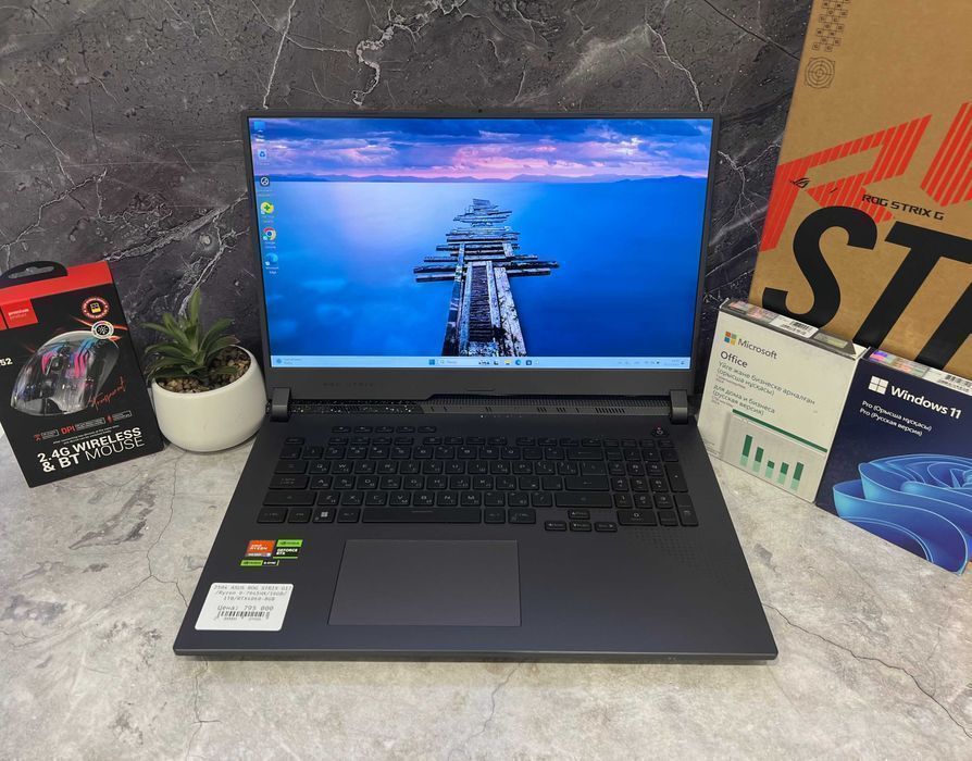 Игровой ноутбук ASUS ROG STRIX G17 /Ryzen 9-7945HX/16GB/1TB/RTX4060-8G
