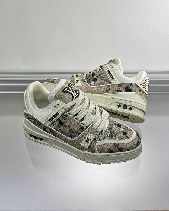 Adidasi Louis Vuitton Trainer Premium