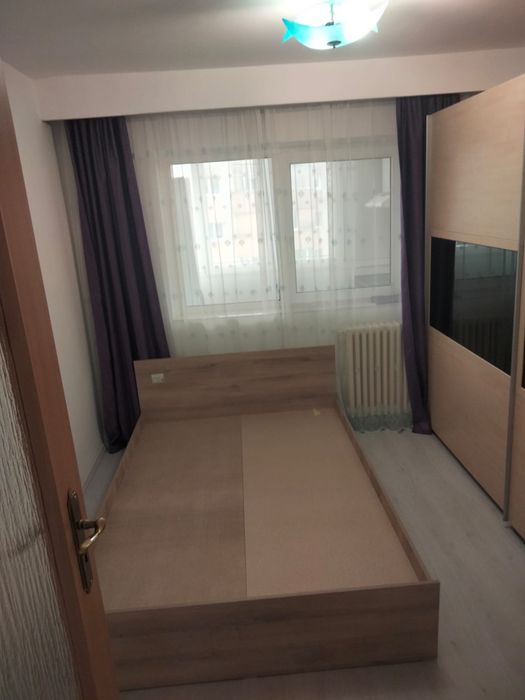 Inchiriez apartament