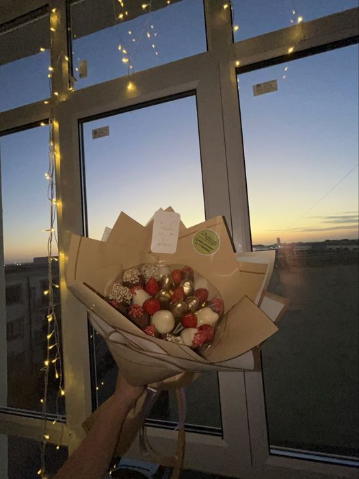 Букет из клубники в шоколаде