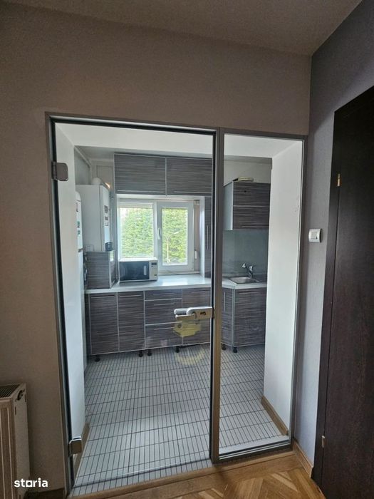 3 camere, Central, stradal