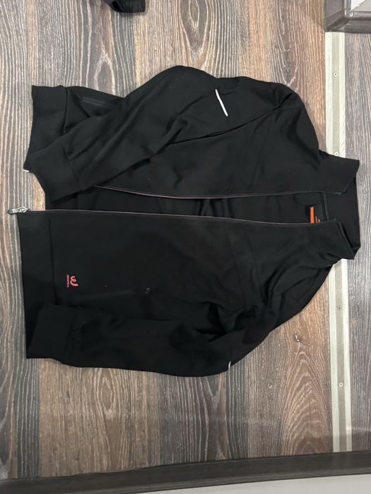 Разные футболки и кофты