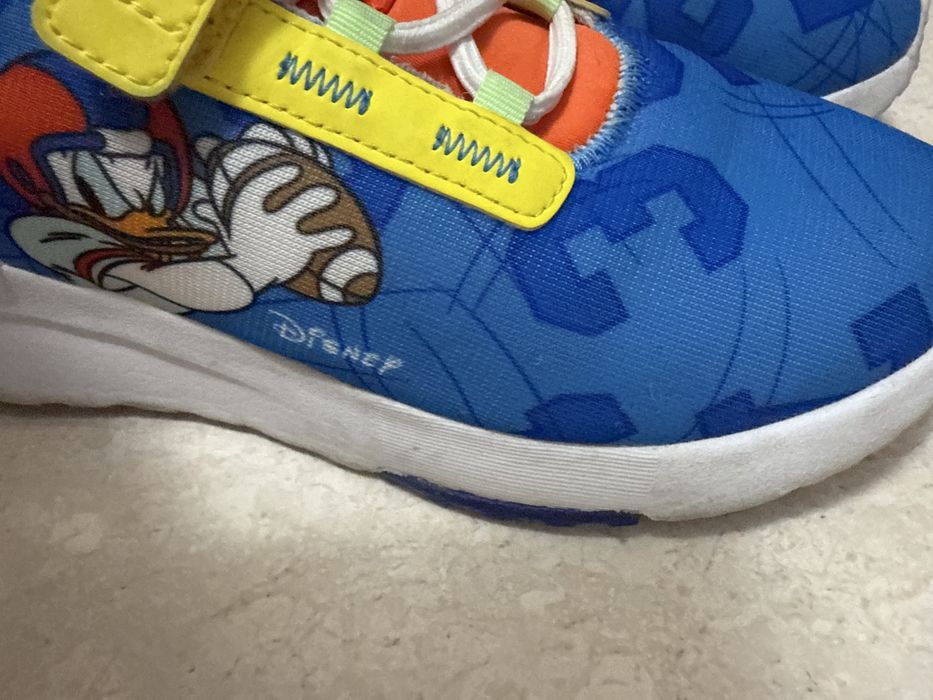 Продам адидас дисней оригинал