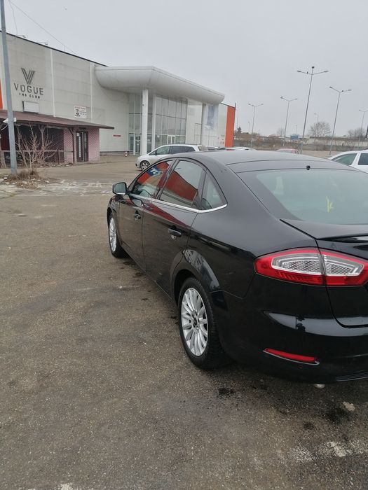 Vând ford mondeo 2013