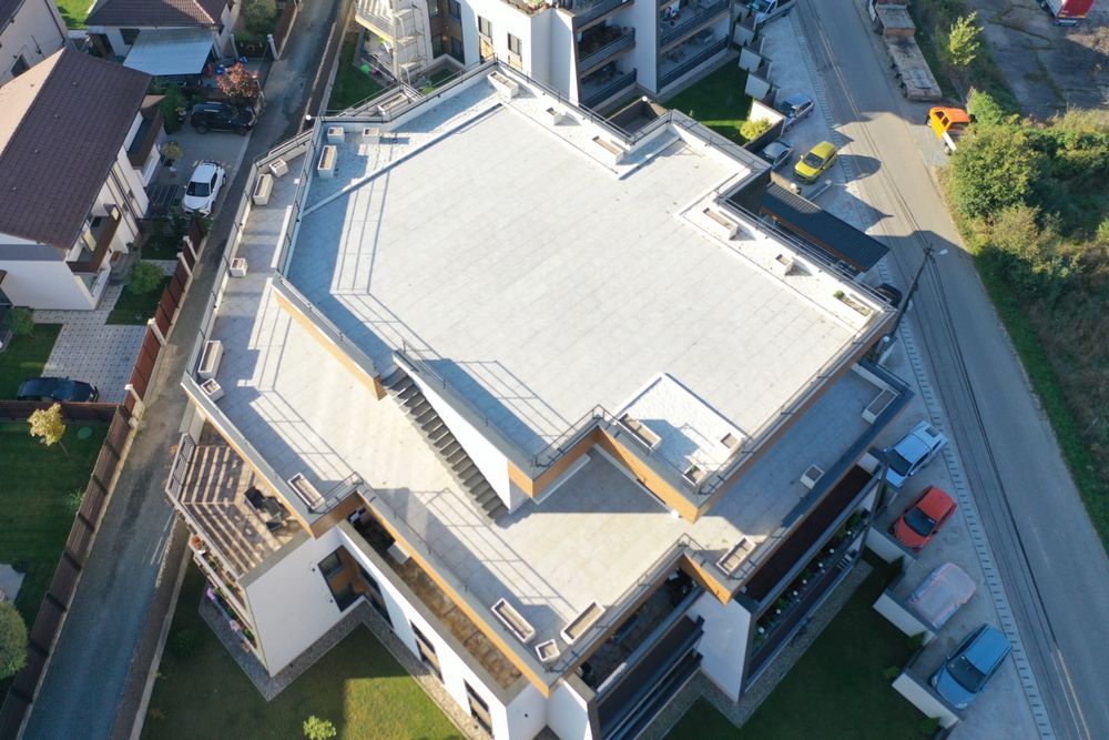 Apartament penthouse semifinisat !!!