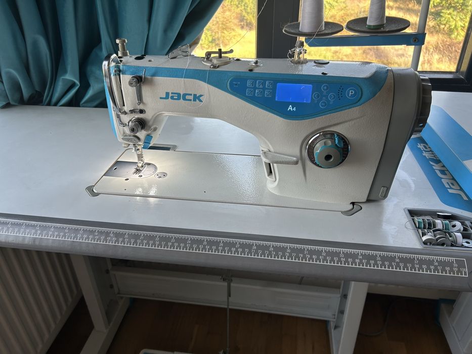 JACK A4-H7 – mașină de cusut industrială – ca nouă – 2.000 lei - tapiterie draperii etc.