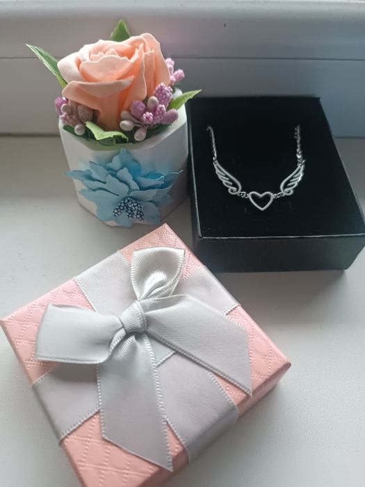 Ново !Дамско Колие