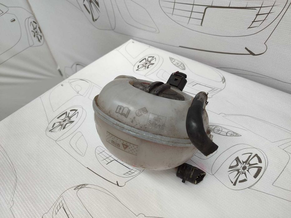 Vas Expansiune Volkswagen Golf 7 Hatchback 2012–2017 / Cod OEM 5Q0121407A (5D2)