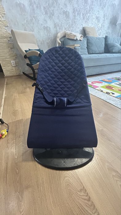 Шезлонг детский с музыкой