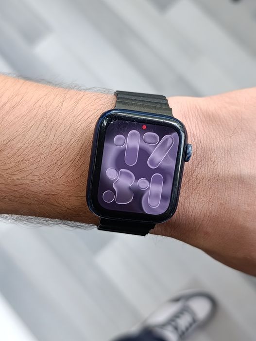 Apple i watch 6 44 73% yomkst srochna sotladi