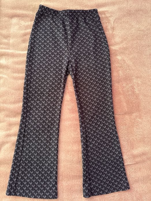 Детски дънки и панталони за момиче от 128 до 134