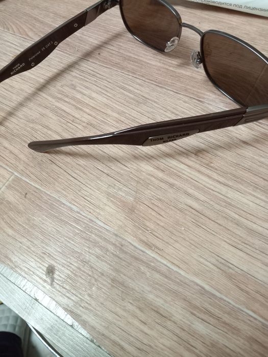 Продам солнцезащитные очки