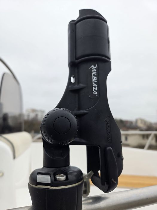 Лодка за риболов, тролинг,сом,воблер,регистрирана в Гърция