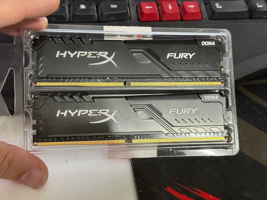 Kingston Hyper X Fury 32GB kit (2x 16GB) DDR4 рам памет комплект  RAM memory