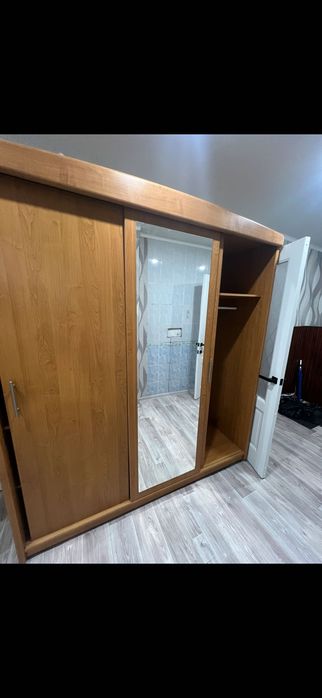 Продам Шкаф-купе в отличном состоянии