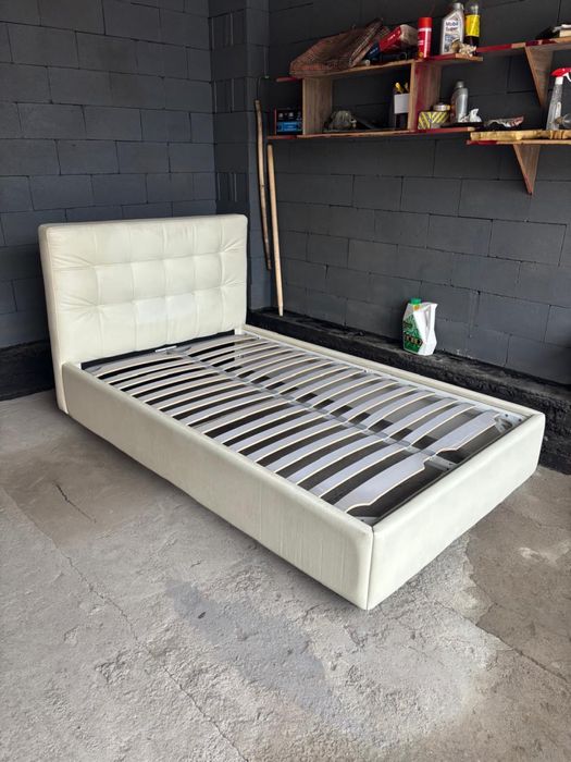 Продается кровать