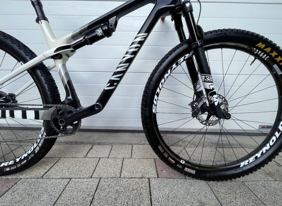 Vand Canyon Lux World Cup CF 7 Marime M