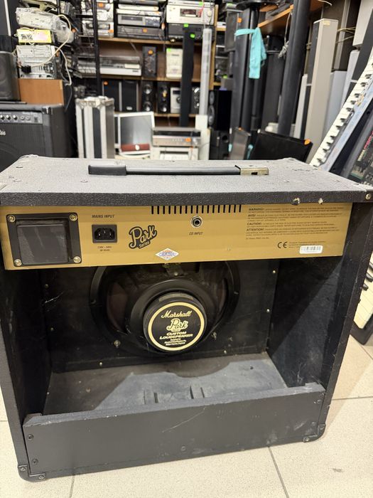 Китарно кубе MANSHALL 90w