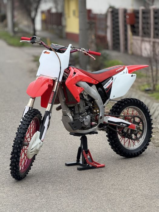 Vând Honda CRF 450R/Stare bună/1999€neg!