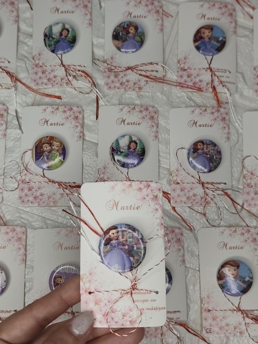 Mărțișoare insigne metalice Disney