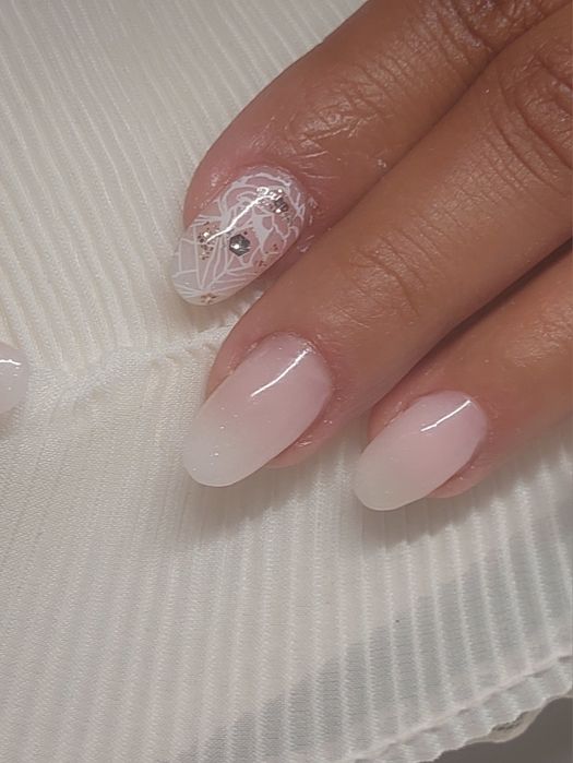 Unghii gel Câmpulung