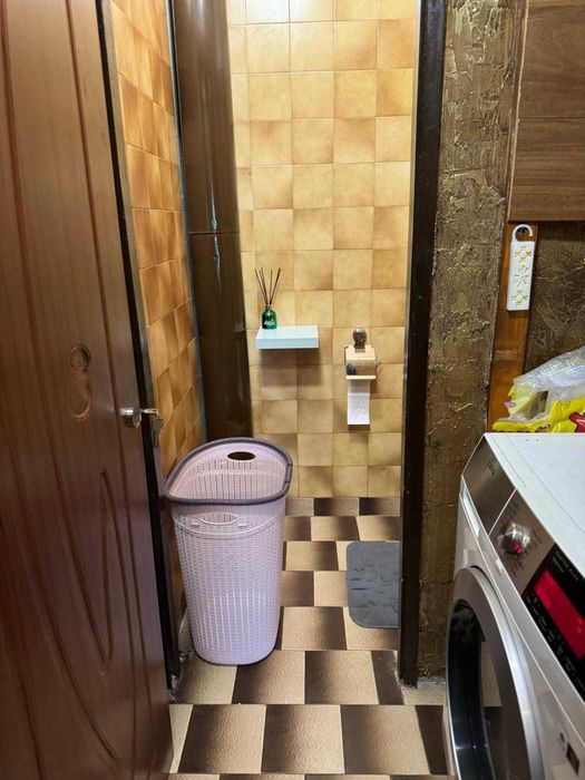 Тристаен Апартамент