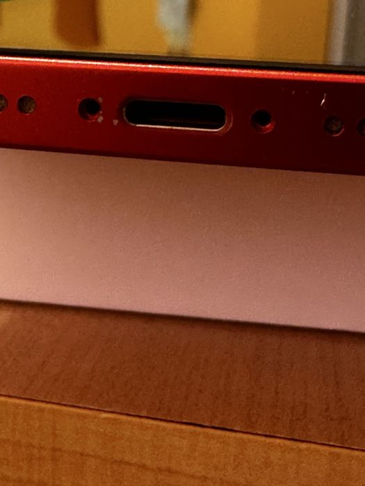 iPhone 12 Mini (за части, дава се само цял)