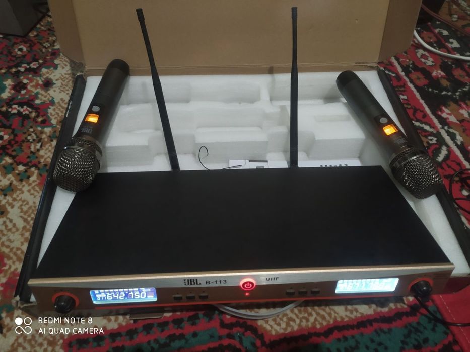 Mikrafon JBL holati zur