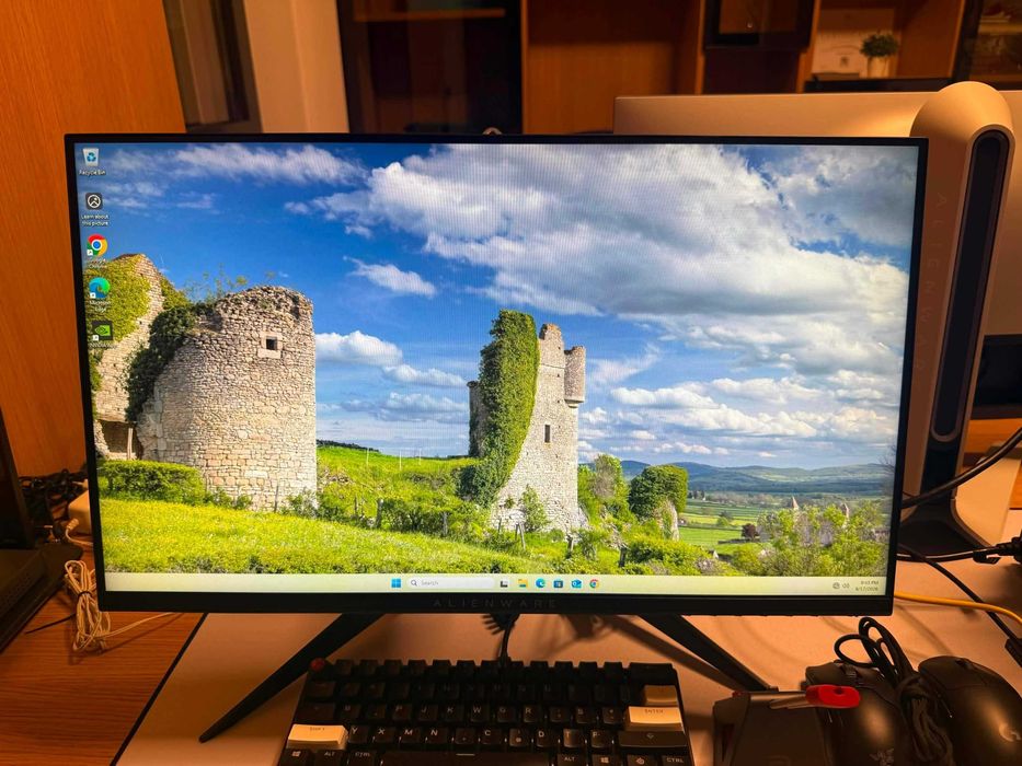 Monitor alienware 240hz 4k