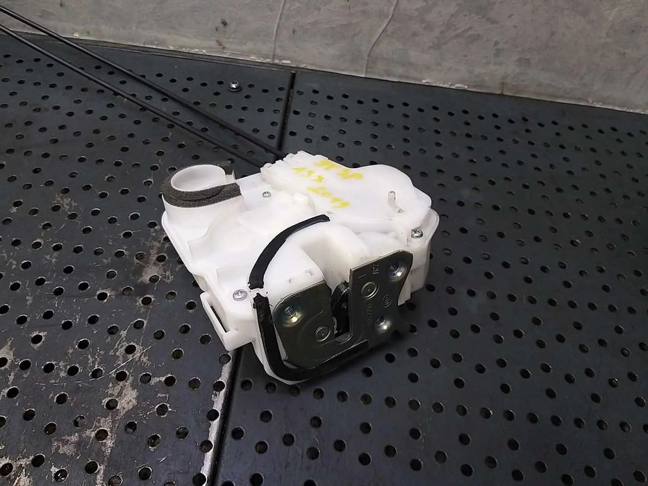 Broasca usa stanga spate mitsubishi asx