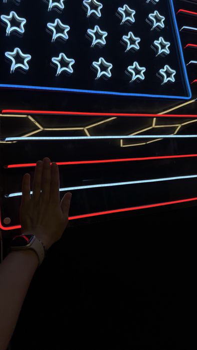 Неоновые вывески США