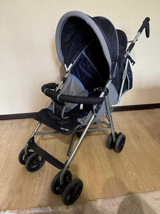 Продам коляску прогулочную