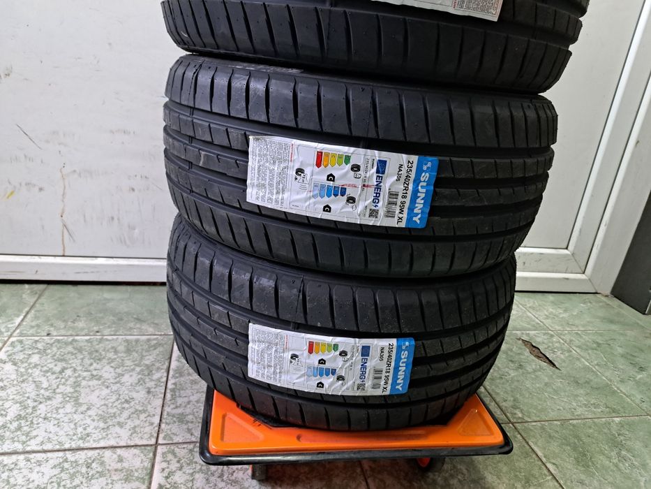 4 anvelope 235/40 R18 Sunny , Noi !