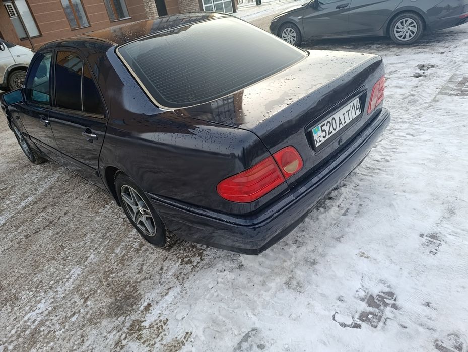 Мерс  w210. 2.0  96