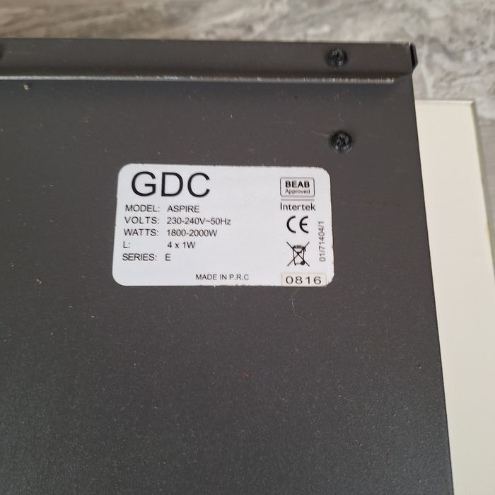 Șemineu electric da căldură si aer rece