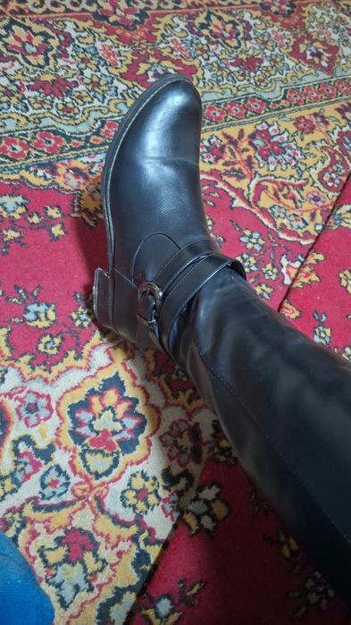 Продам сапоги женские